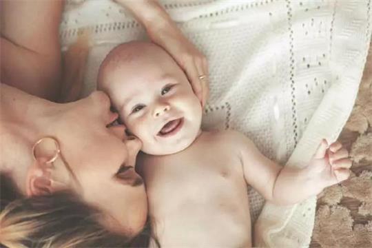 母乳檢測(cè)儀意義重大，母乳喂養(yǎng)健康成長(zhǎng)
